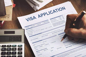 英国签证中心对学生申请有哪些优待？